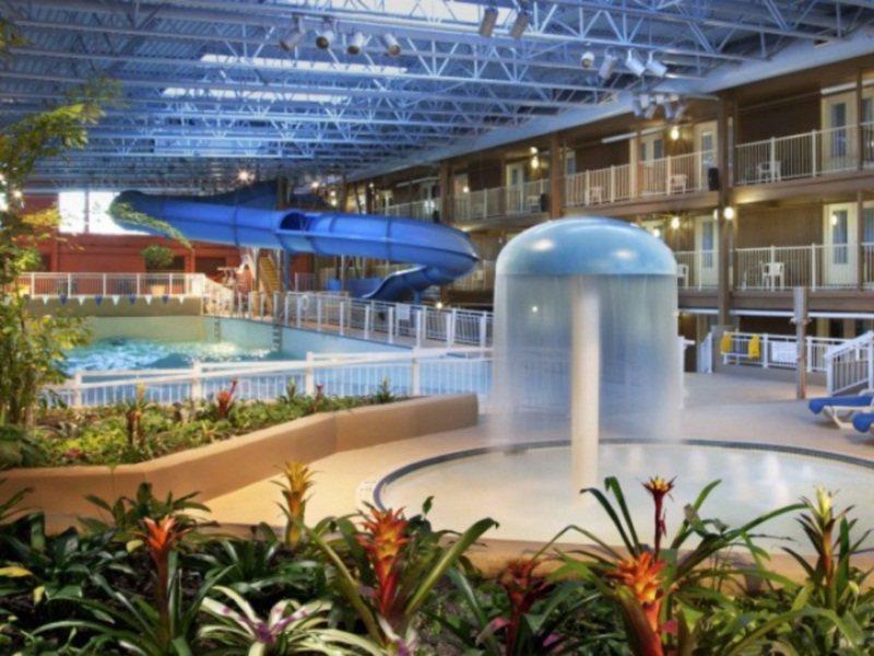 Travelodge By Wyndham Ottawa West Екстериор снимка